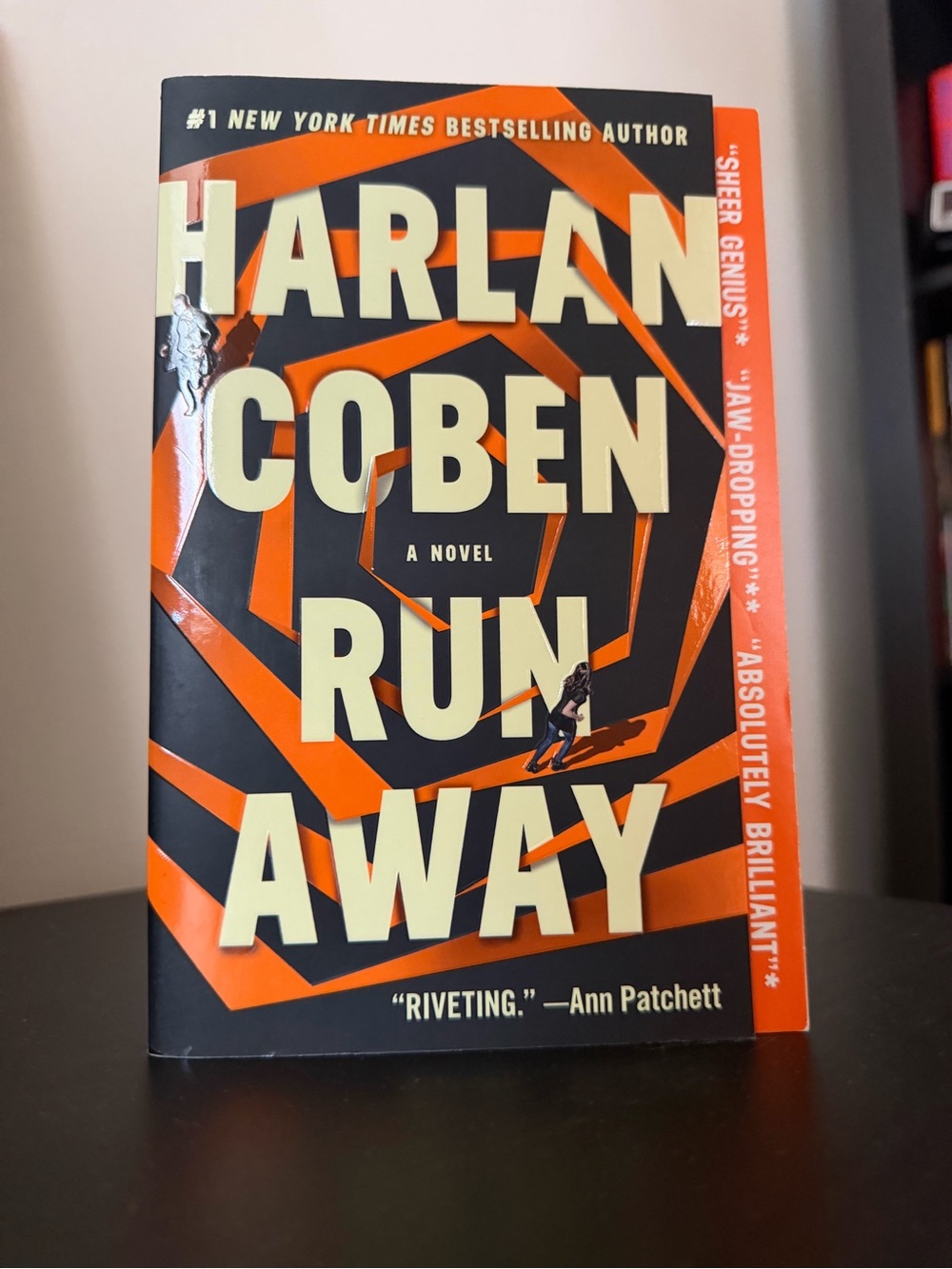 Run Away - Harlan Coben Book